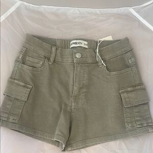 LOVEGEN NWT Brown Olive Green Cargo Shorts